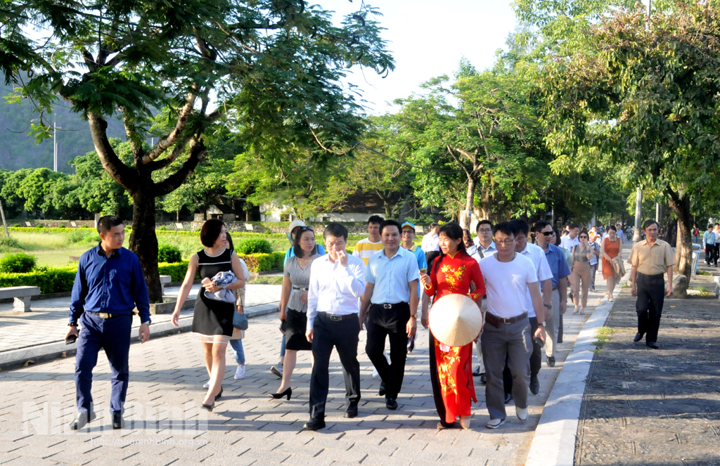 nên học đại học từ xa hay liên thông ngành du lịch